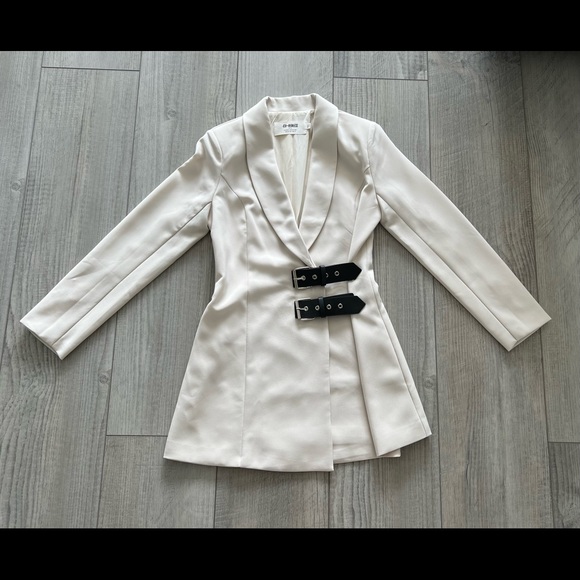 Dresses & Skirts - Blazer Dress